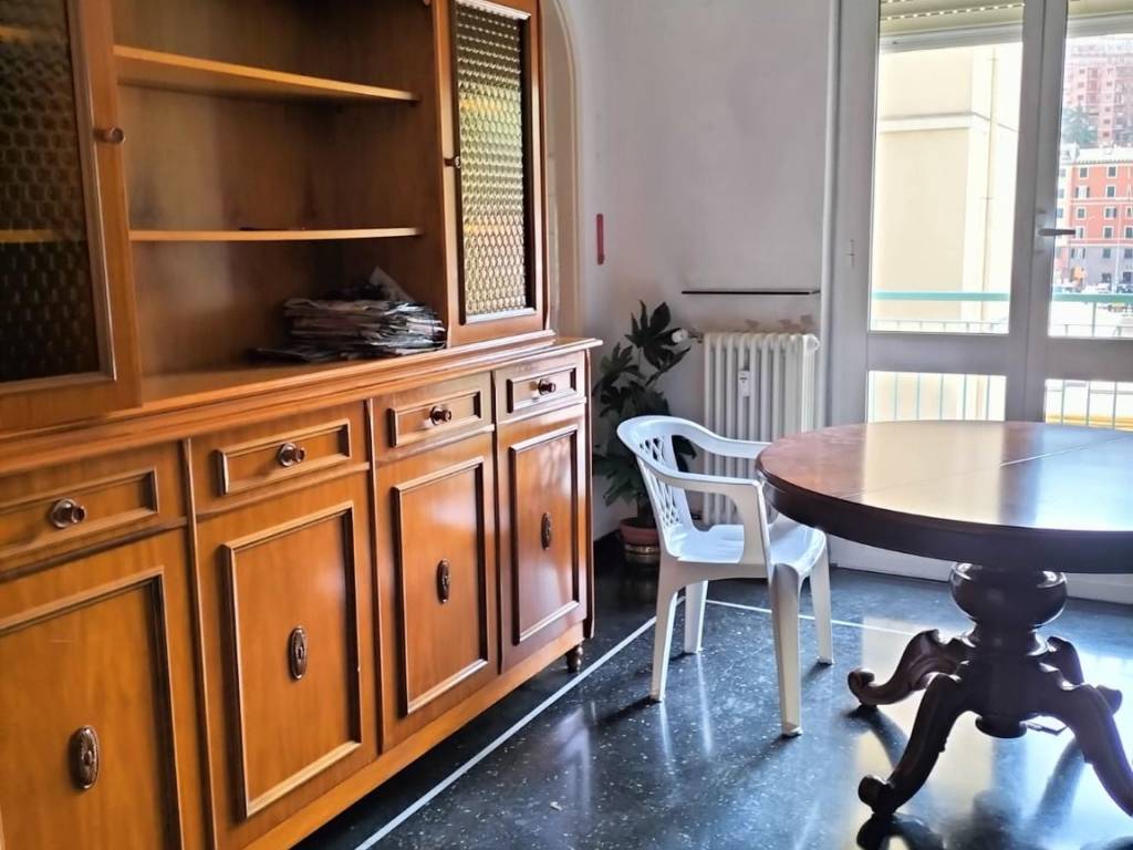 appartamento in vendita a Genova in zona Marassi