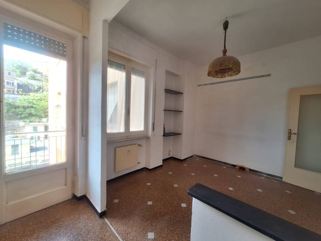 appartamento in vendita a Genova in zona Bolzaneto