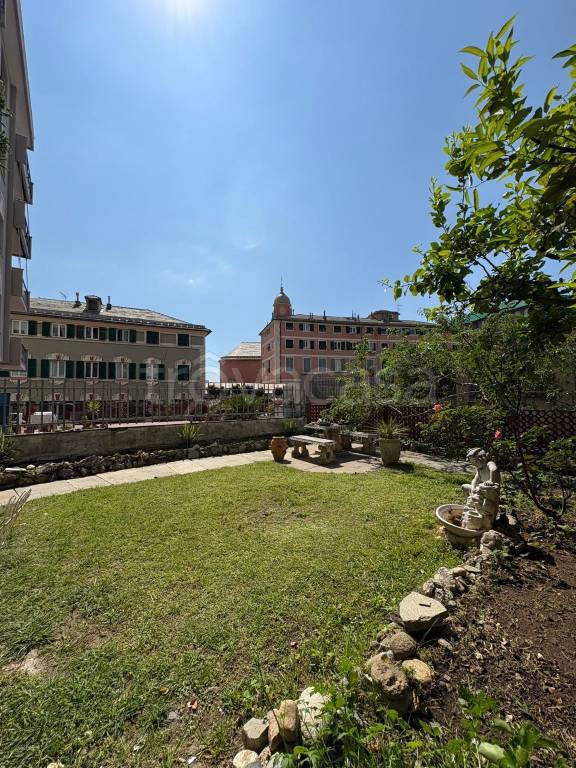 appartamento in vendita a Genova in zona Nervi