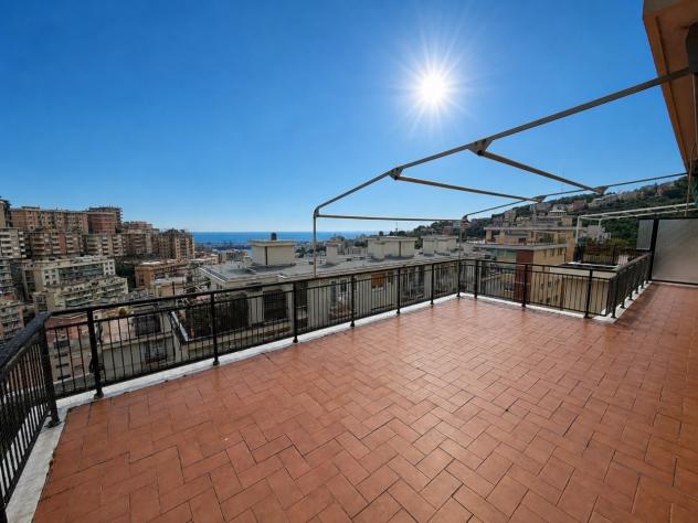 appartamento in vendita a Genova in zona Oregina