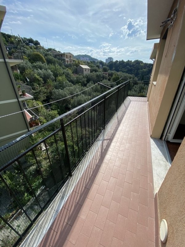 appartamento in vendita a Genova in zona Apparizione