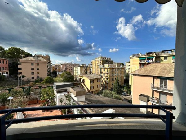 appartamento in vendita a Genova