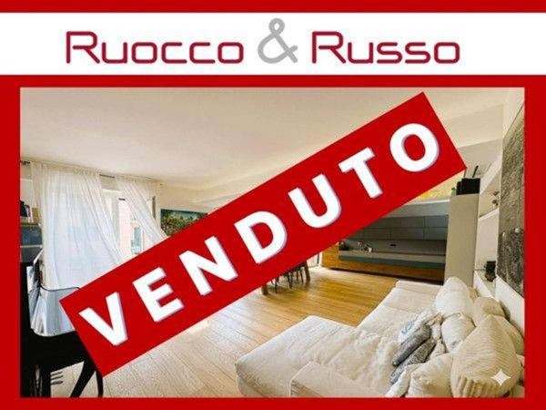 appartamento in vendita a Genova in zona Foce