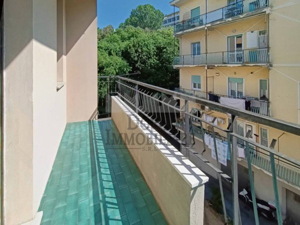appartamento in vendita a Genova in zona Sturla
