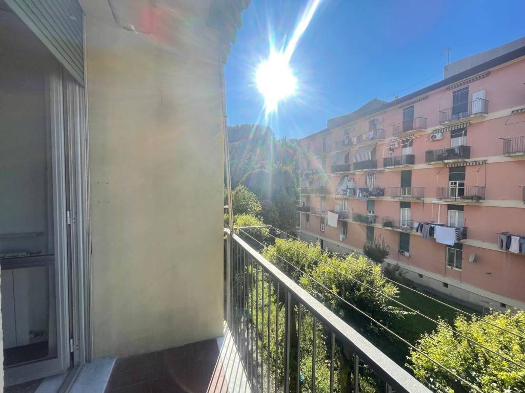 appartamento in vendita a Genova in zona Pontedecimo