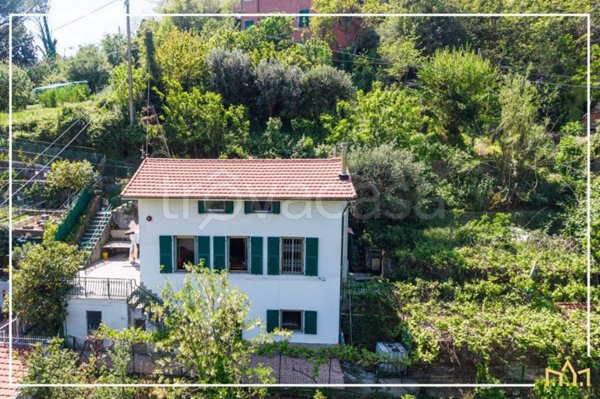 casa indipendente in vendita a Genova in zona Sestri Ponente