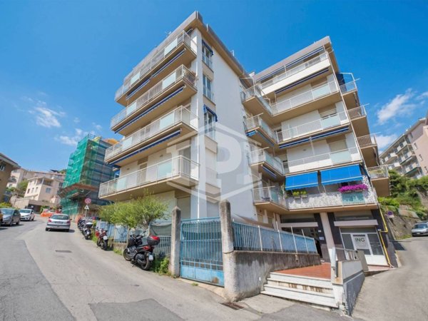 appartamento in vendita a Genova in zona Pegli