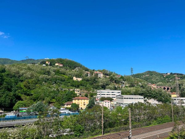 appartamento in vendita a Genova in zona San Quirico