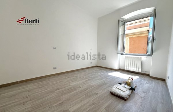 appartamento in vendita a Genova in zona Rivarolo