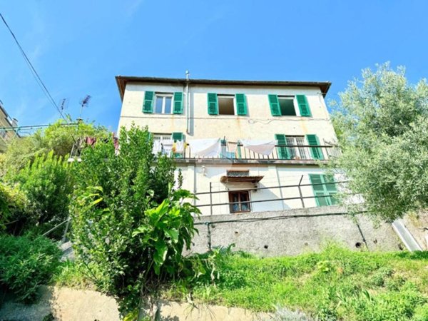 casa indipendente in vendita a Genova in zona Sestri Ponente