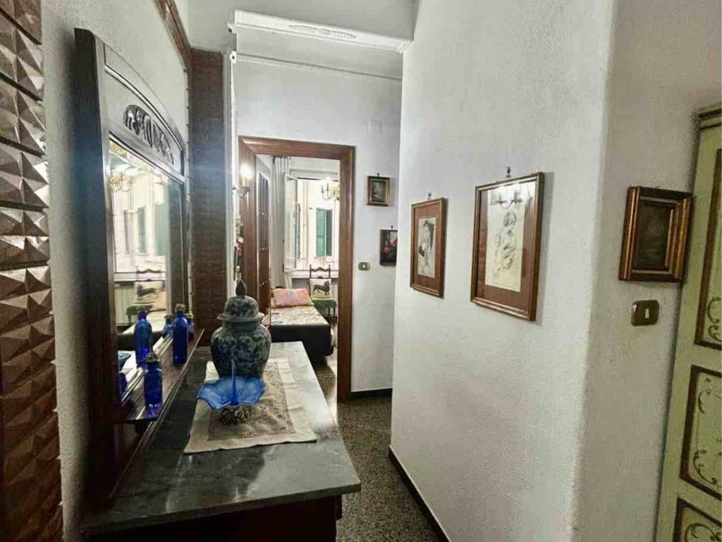 appartamento in vendita a Genova in zona Sampierdarena