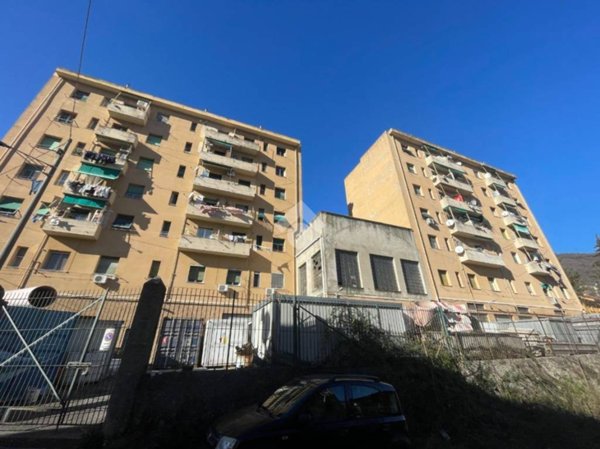 appartamento in vendita a Genova in zona Molassana
