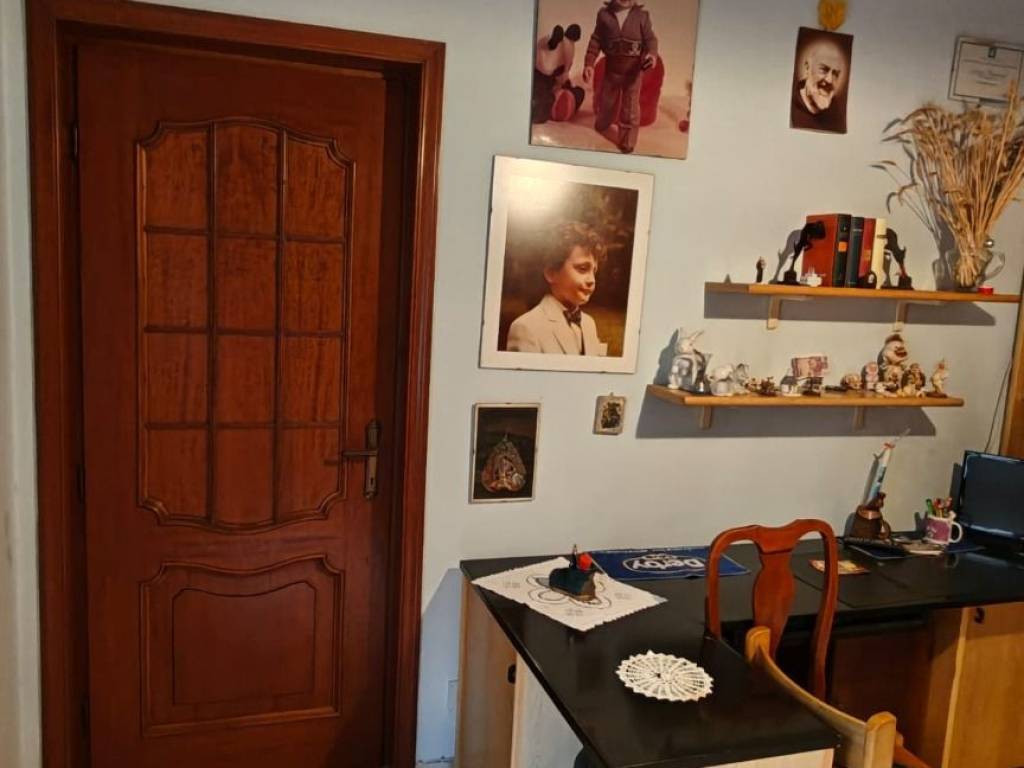 appartamento in vendita a Genova in zona Bolzaneto