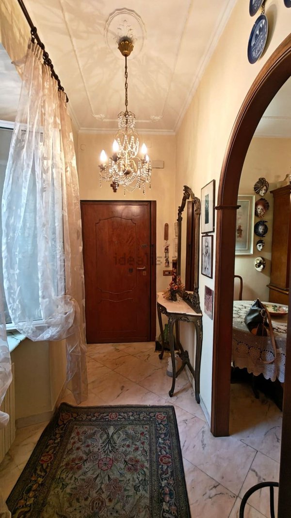 appartamento in vendita a Genova in zona Certosa