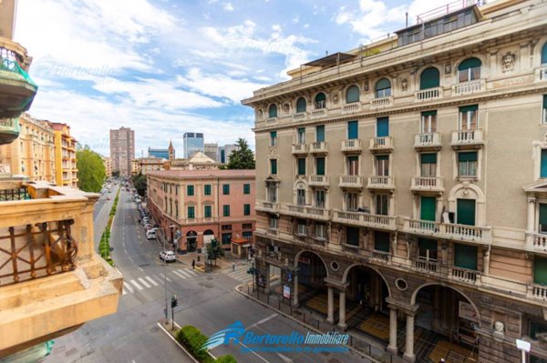 appartamento in vendita a Genova in zona Sampierdarena