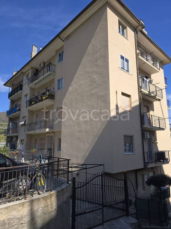 appartamento in vendita a Genova in zona Palmaro / Pra'