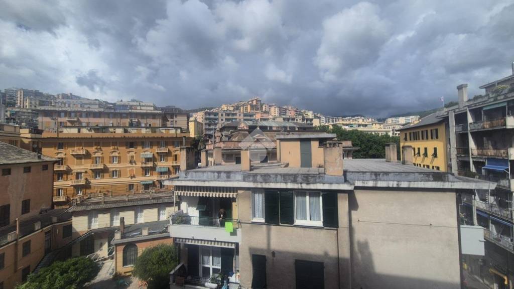 appartamento in vendita a Genova in zona Marassi