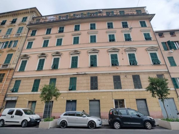 appartamento in vendita a Genova in zona Sampierdarena
