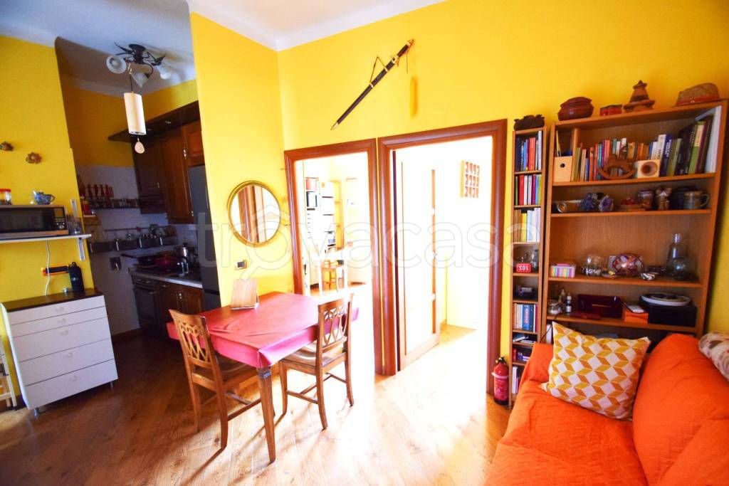 appartamento in vendita a Genova in zona Voltri