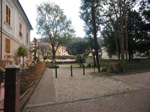 appartamento in vendita a Genova in zona Pontedecimo