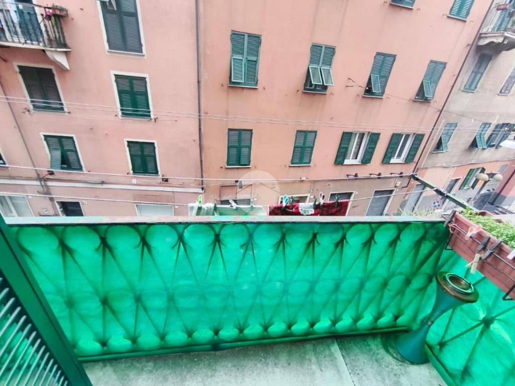 appartamento in vendita a Genova in zona Certosa