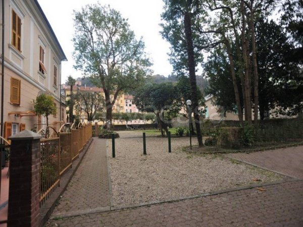 appartamento in vendita a Genova in zona Pontedecimo