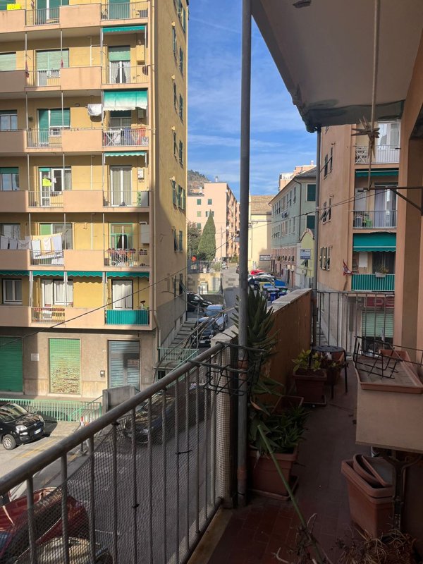 appartamento in vendita a Genova in zona Borzoli