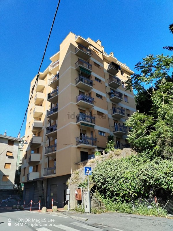 appartamento in vendita a Genova in zona Quezzi