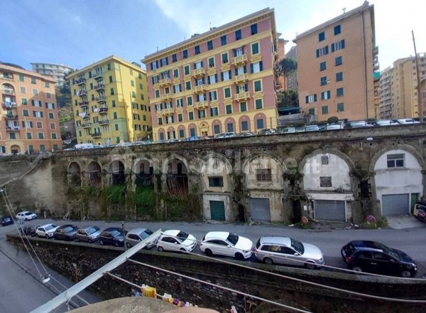 appartamento in vendita a Genova in zona Sampierdarena