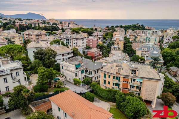 appartamento in vendita a Genova in zona Sturla