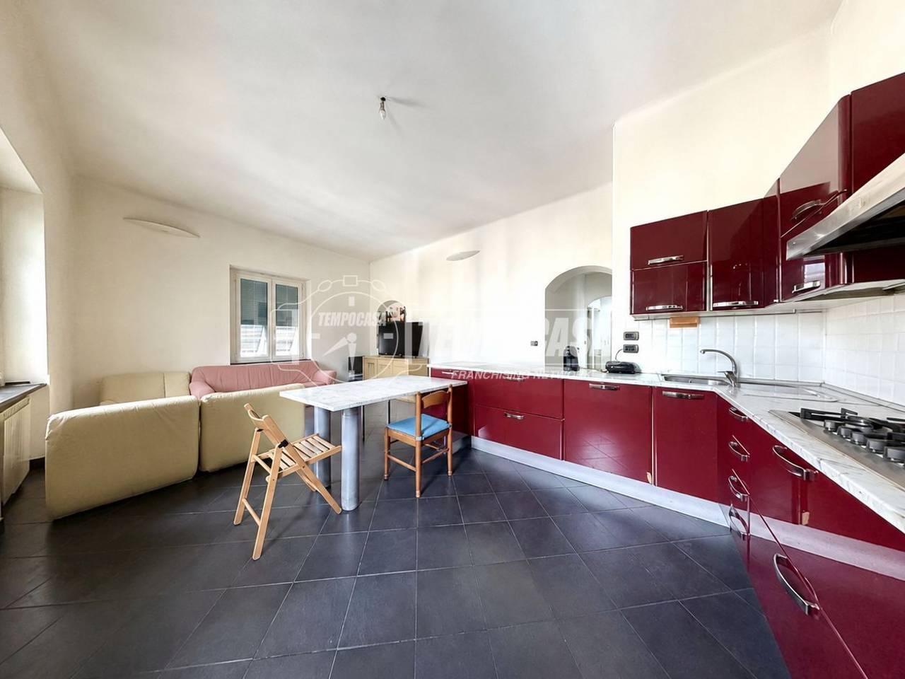 appartamento in vendita a Genova in zona Sestri Ponente