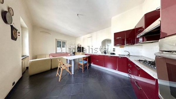 appartamento in vendita a Genova in zona Sestri Ponente