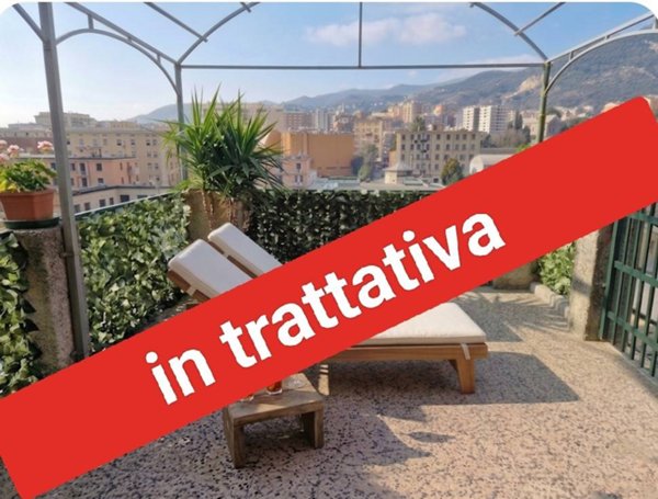 casa indipendente in vendita a Genova in zona Sestri Ponente
