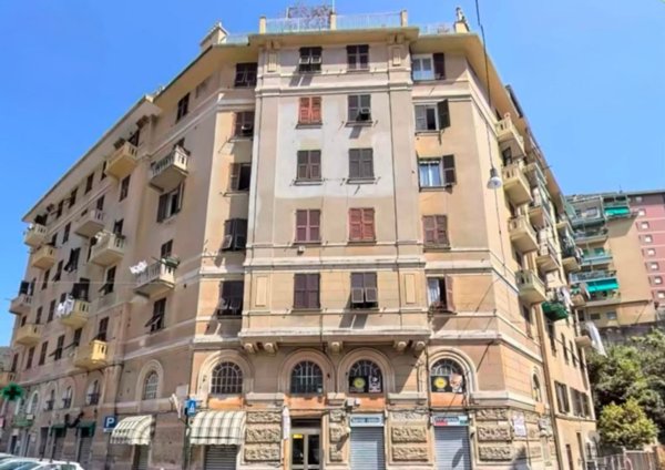 appartamento in vendita a Genova in zona Quezzi