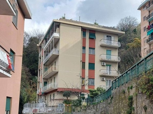 appartamento in vendita a Genova in zona Certosa