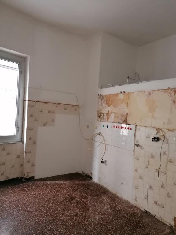 appartamento in vendita a Genova in zona Certosa