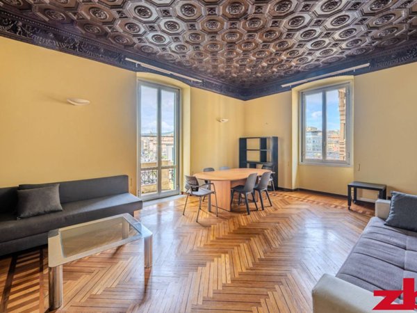 appartamento in vendita a Genova in zona Foce