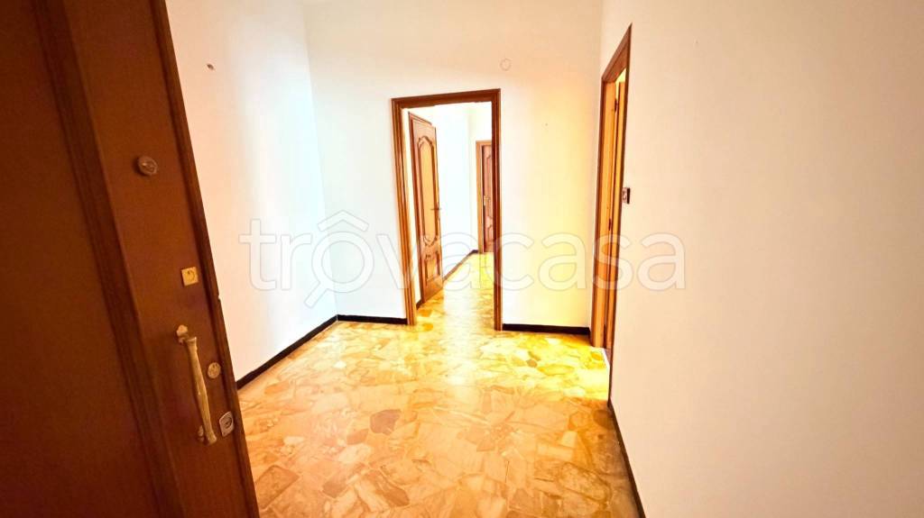 appartamento in vendita a Genova in zona Marassi