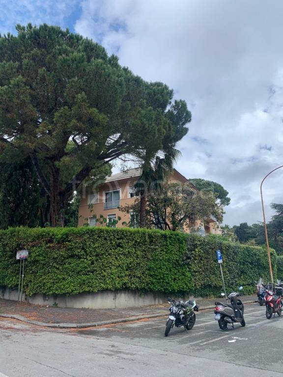 appartamento in vendita a Genova in zona Albaro