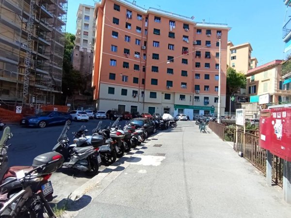 appartamento in vendita a Genova