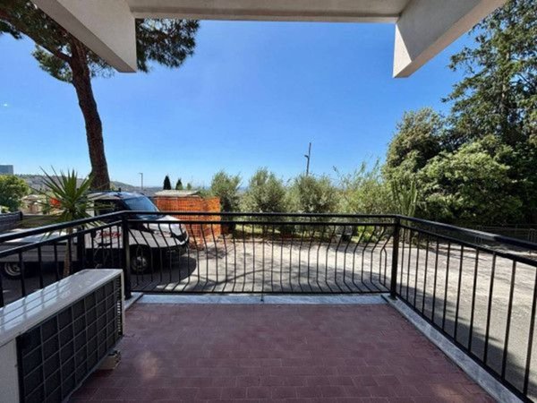 appartamento in vendita a Genova in zona Sestri Ponente