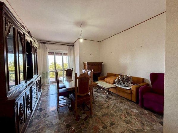 appartamento in vendita a Genova in zona Sestri Ponente