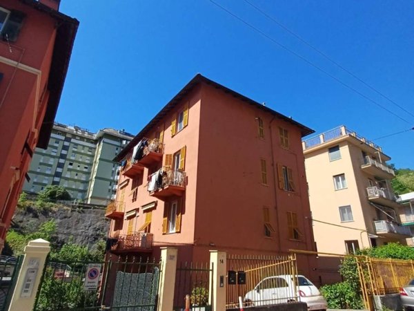 appartamento in vendita a Genova in zona Pegli