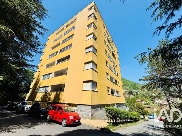appartamento in vendita a Genova in zona Molassana