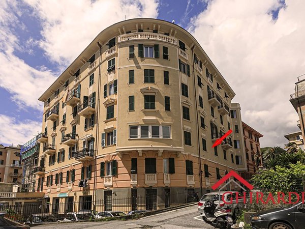 appartamento in vendita a Genova in zona Pegli
