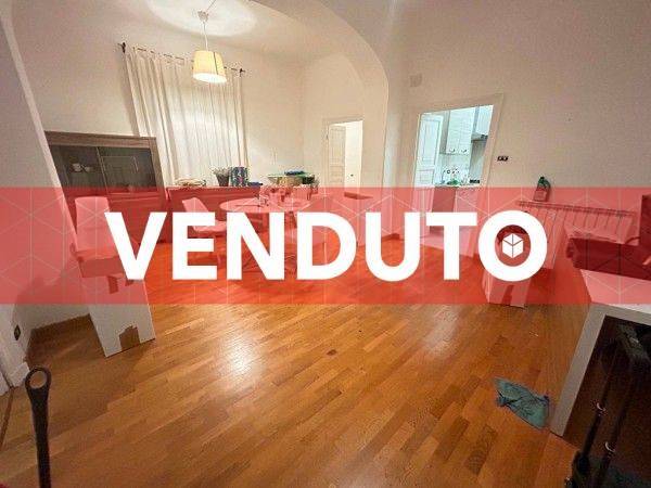 appartamento in vendita a Genova in zona Sestri Ponente