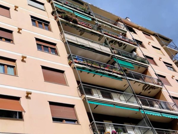 appartamento in vendita a Genova in zona Marassi