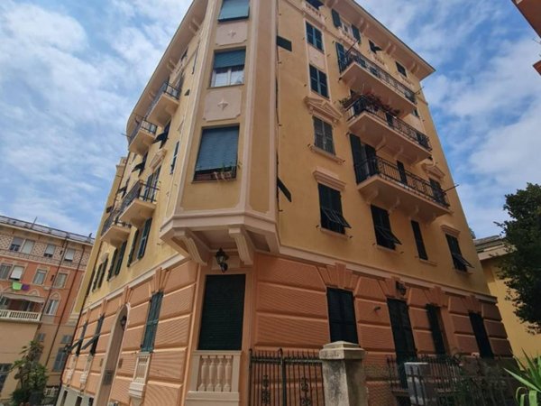 appartamento in vendita a Genova in zona Pegli
