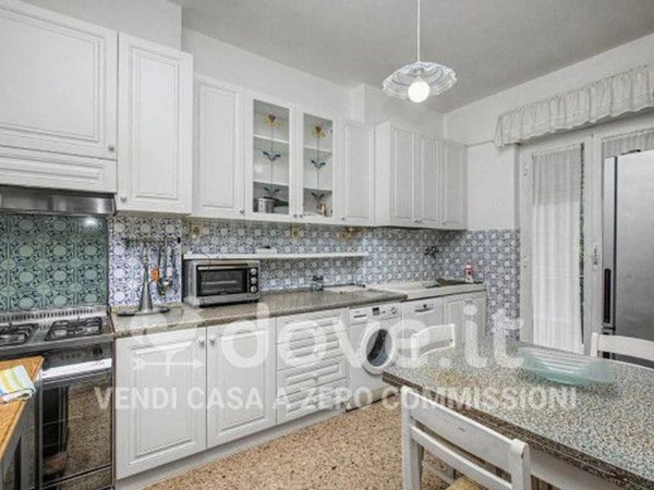 appartamento in vendita a Genova in zona San Gottardo/Sant'Eusebio