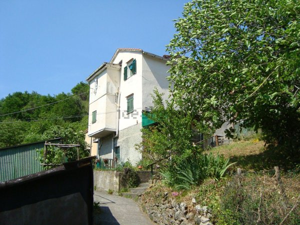 appartamento in vendita a Genova in zona Pegli